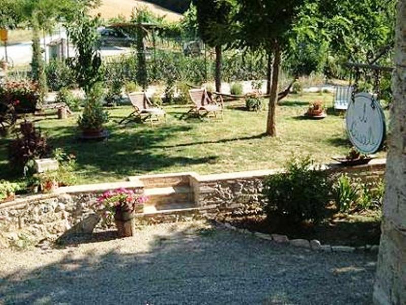 Il Casale Bed & Breakfast ปอจจิบองซี ภายนอก รูปภาพ