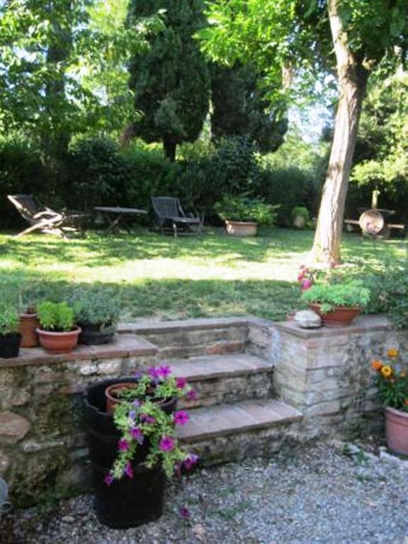 Il Casale Bed & Breakfast ปอจจิบองซี ภายนอก รูปภาพ