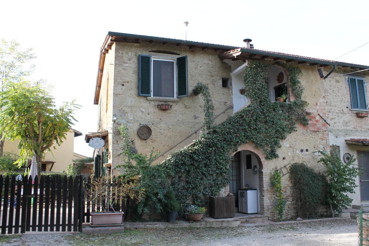 Il Casale Bed & Breakfast ปอจจิบองซี ภายนอก รูปภาพ